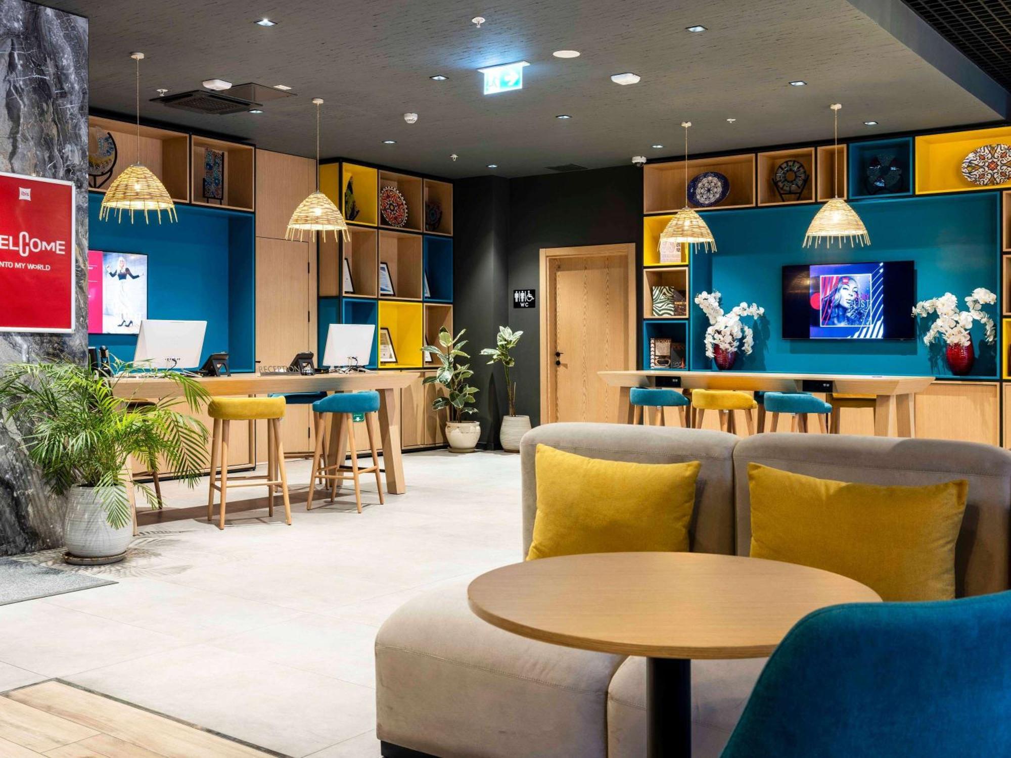 Отель Ibis Istanbul Sisli Экстерьер фото