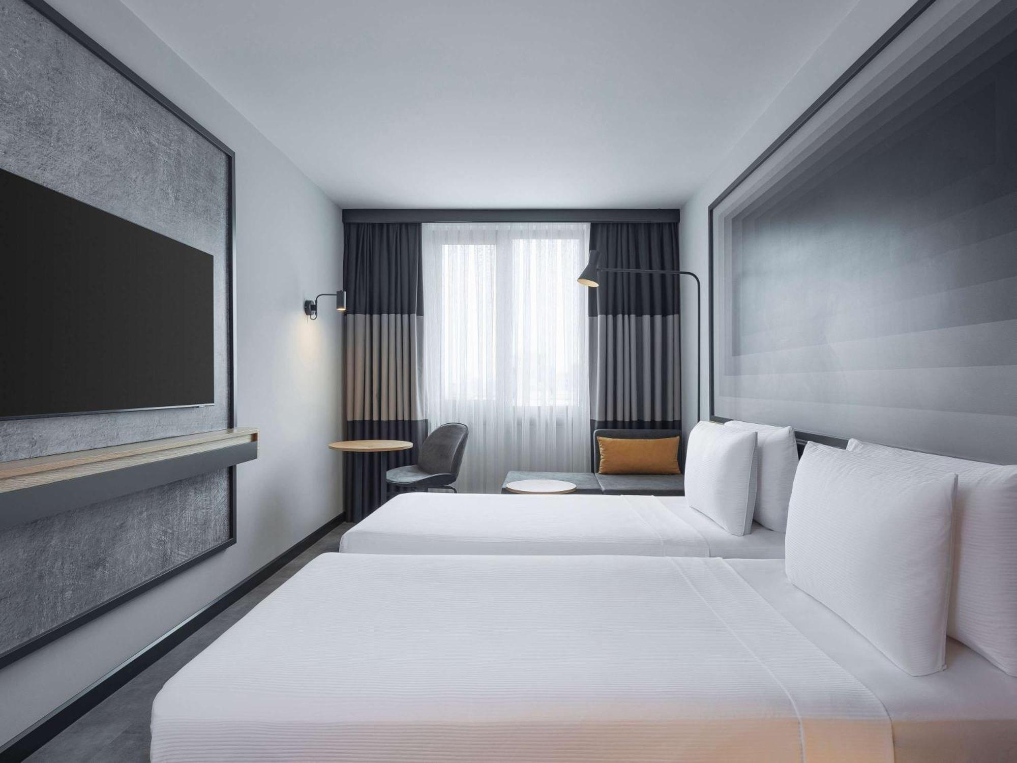 Отель Ibis Istanbul Sisli Экстерьер фото